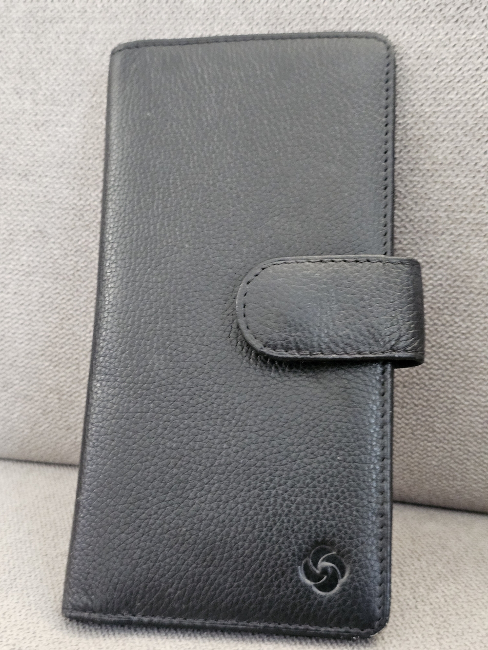 Black Genuine Leather Long Snap Wallet
